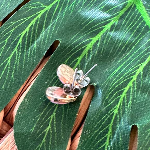 BOGO FREE PINK Howlite TEAR DROP STUD EARRINGS - Picture 4 of 4